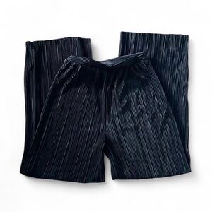 2saints— Black Pleated wide legged Pants
